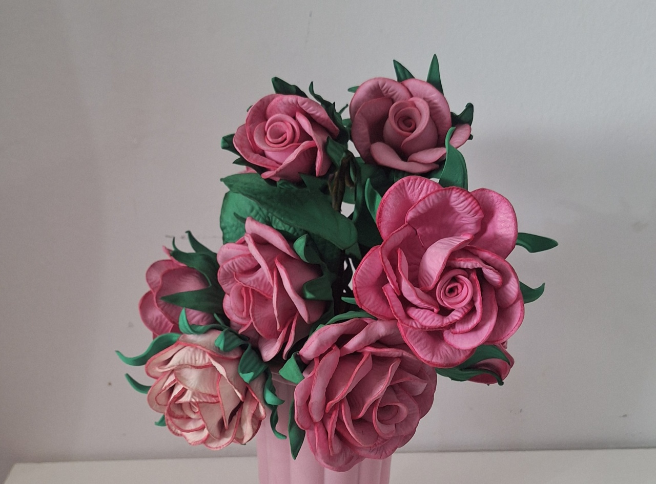 Arranjo de Flores Rosa - SonikaDecoracaohttps://wa.me/message/Q2BS5PB4ZSIYH1