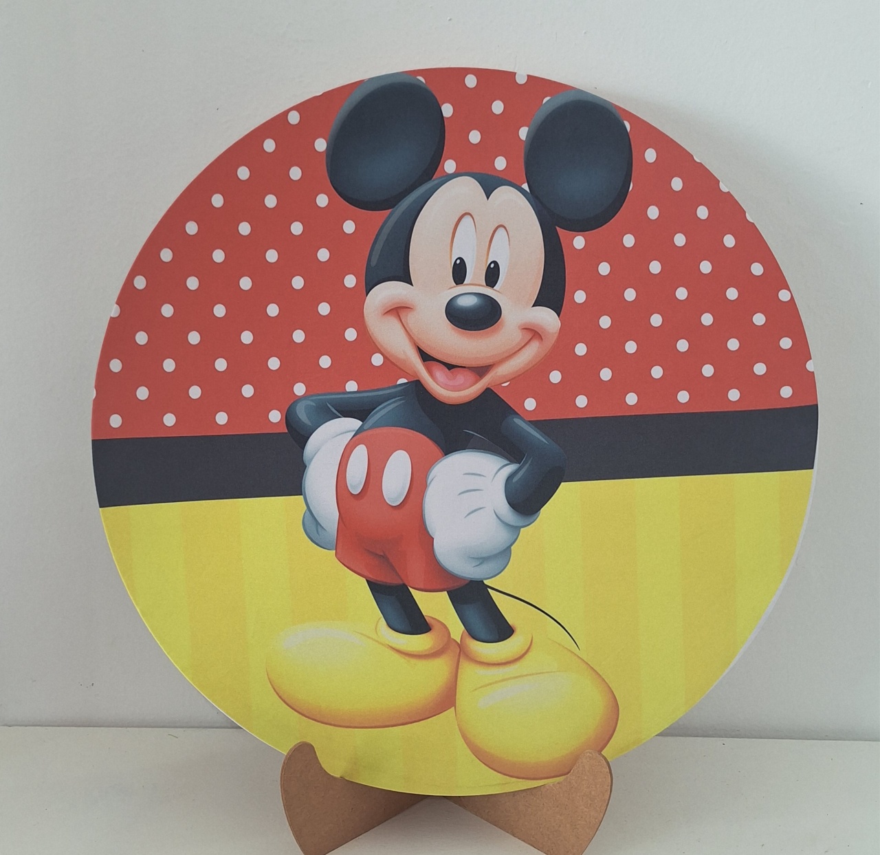 Mini Painel Mickey - SonikaDecoracaohttps://wa.me/message/Q2BS5PB4ZSIYH1