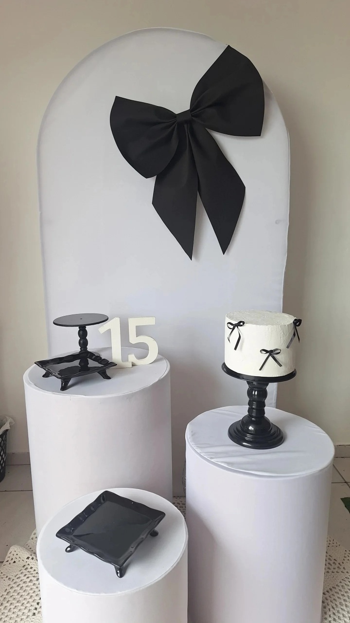 Decoracao Branco/ Preto - SonikaDecoracaohttps://wa.me/message/Q2BS5PB4ZSIYH1