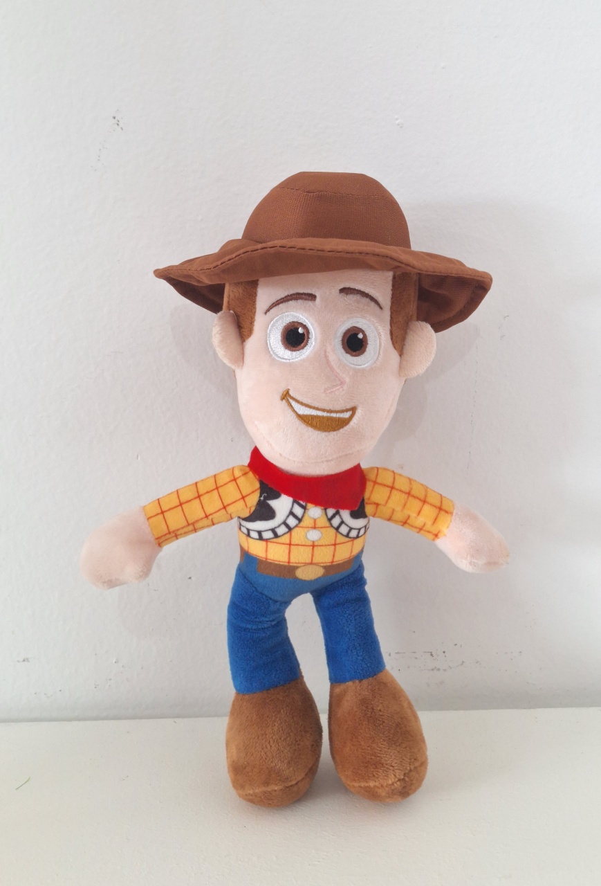 Pelucia Woody Toy Story - SonikaDecoracaohttps://wa.me/message/Q2BS5PB4ZSIYH1