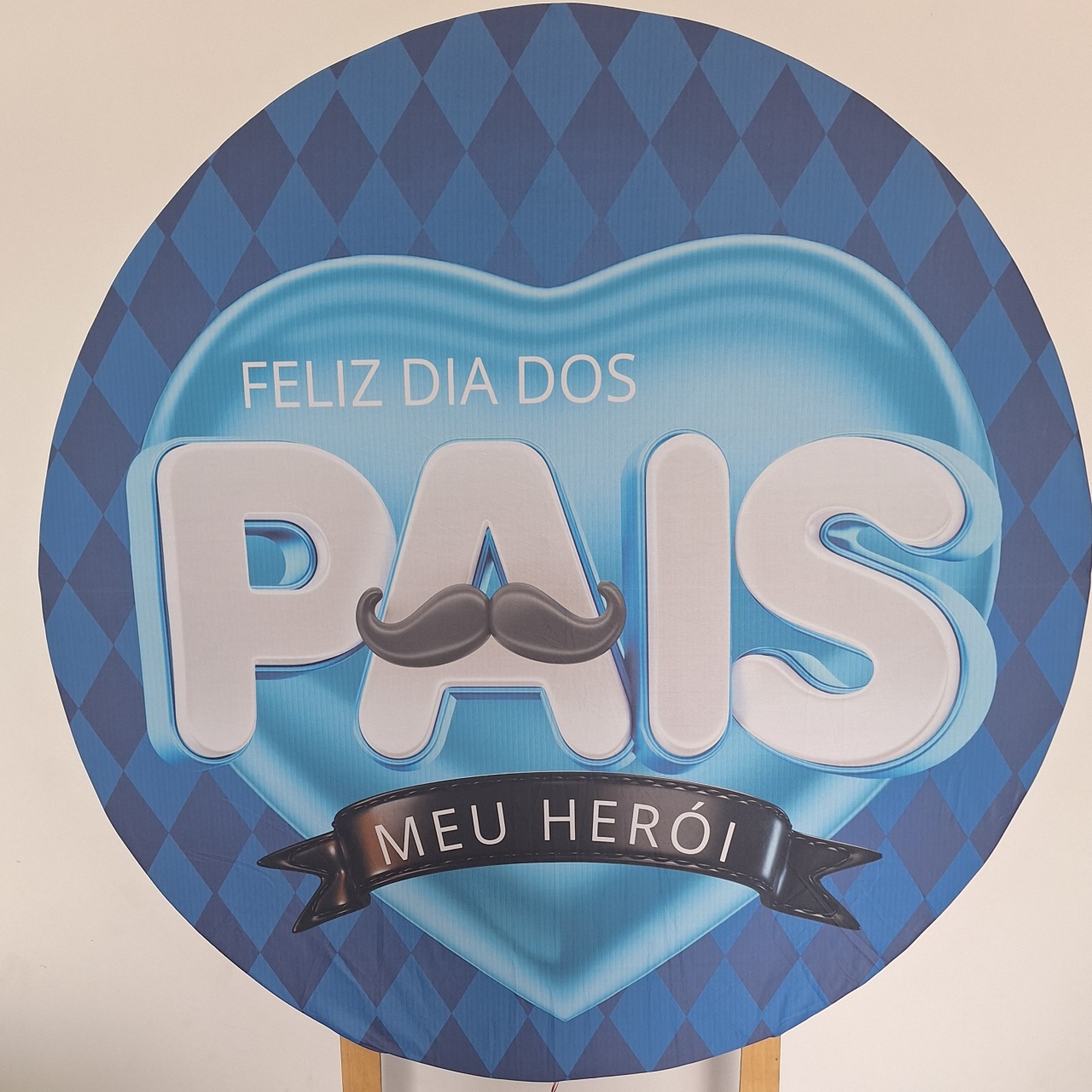 Painel Feliz Dia dos Pais - SonikaDecoracaohttps://wa.me/message/Q2BS5PB4ZSIYH1