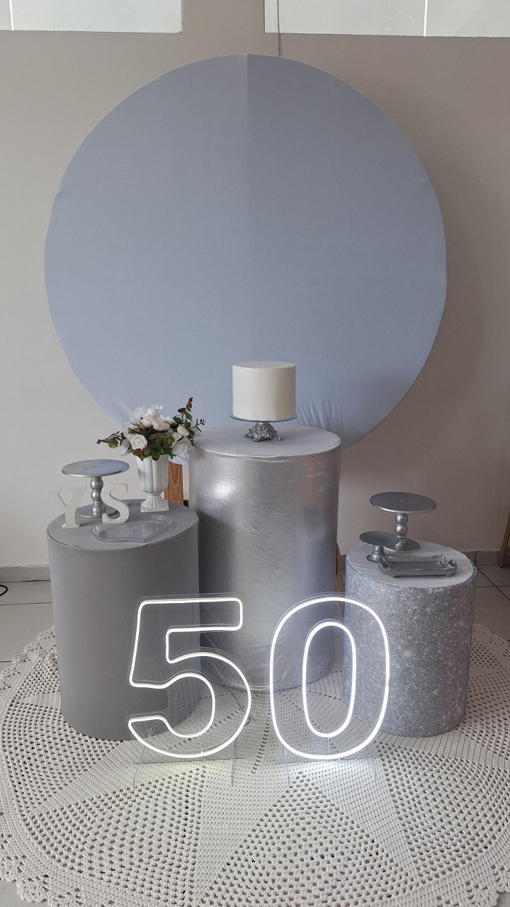 Decoracao Branco/Prata 50  - SonikaDecoracaohttps://wa.me/message/Q2BS5PB4ZSIYH1