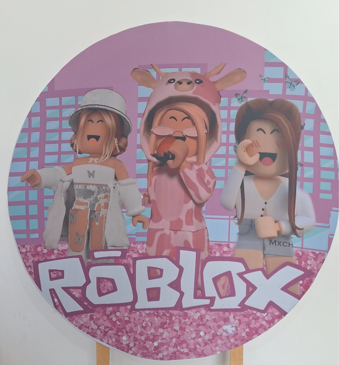 Painel Roblox Rosa - SonikaDecoracaohttps://wa.me/message/Q2BS5PB4ZSIYH1