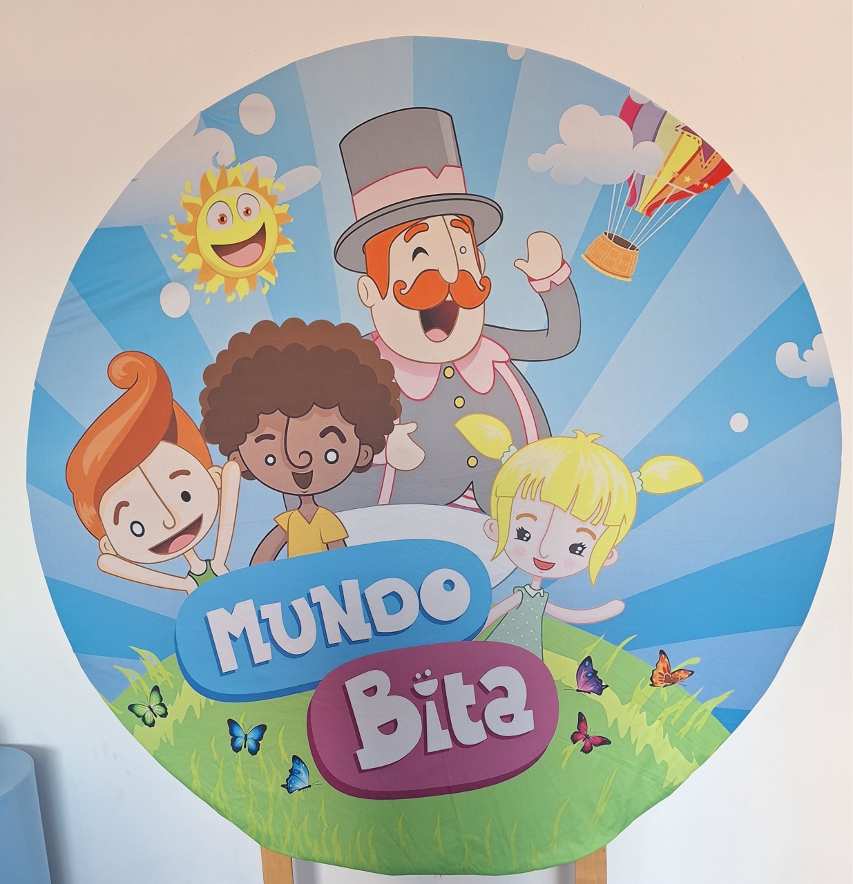 Painel Mundo Bita Azul - SonikaDecoracaohttps://wa.me/message/Q2BS5PB4ZSIYH1