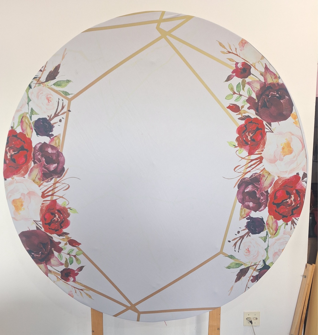 Painel Floral Marsala - SonikaDecoracaohttps://wa.me/message/Q2BS5PB4ZSIYH1