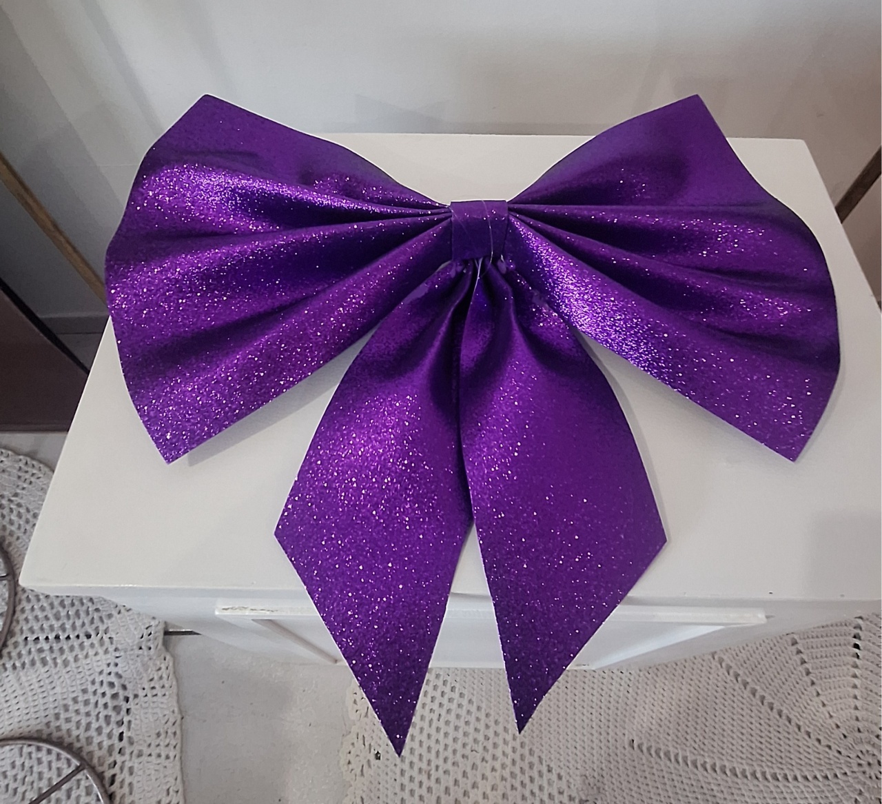 Laço Roxo Glitter - SonikaDecoracaohttps://wa.me/message/Q2BS5PB4ZSIYH1