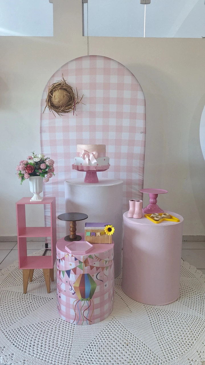 Kit Festa Junina Romano Rosa - SonikaDecoracaohttps://wa.me/message/Q2BS5PB4ZSIYH1