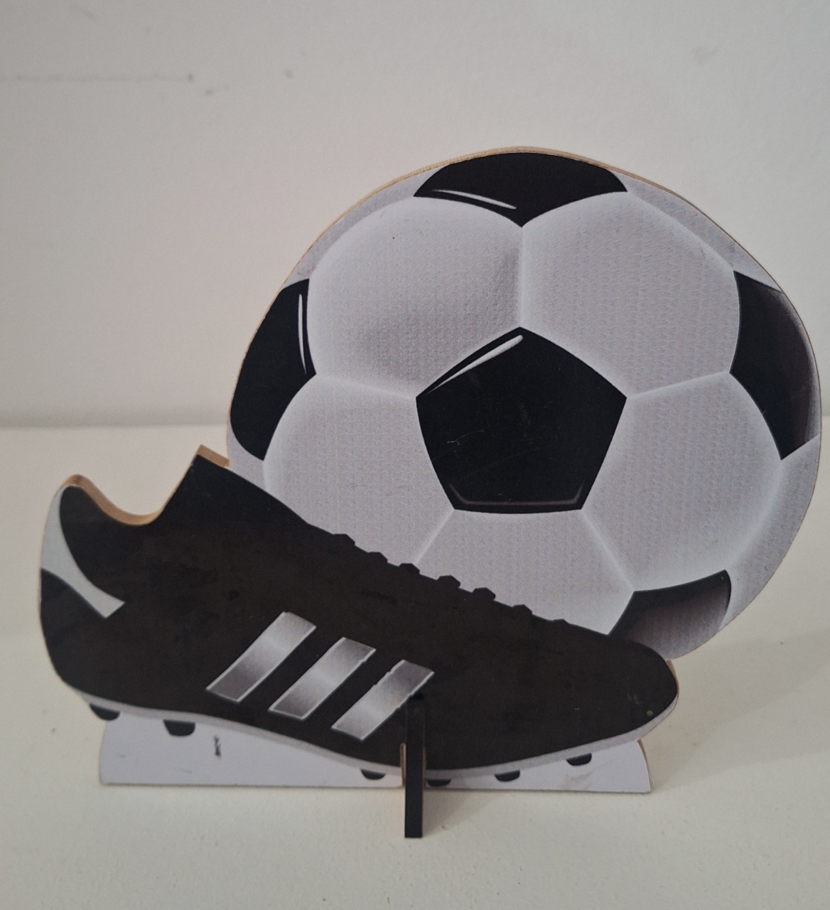 Display Bola C/ Chuteira - SonikaDecoracaohttps://wa.me/message/Q2BS5PB4ZSIYH1