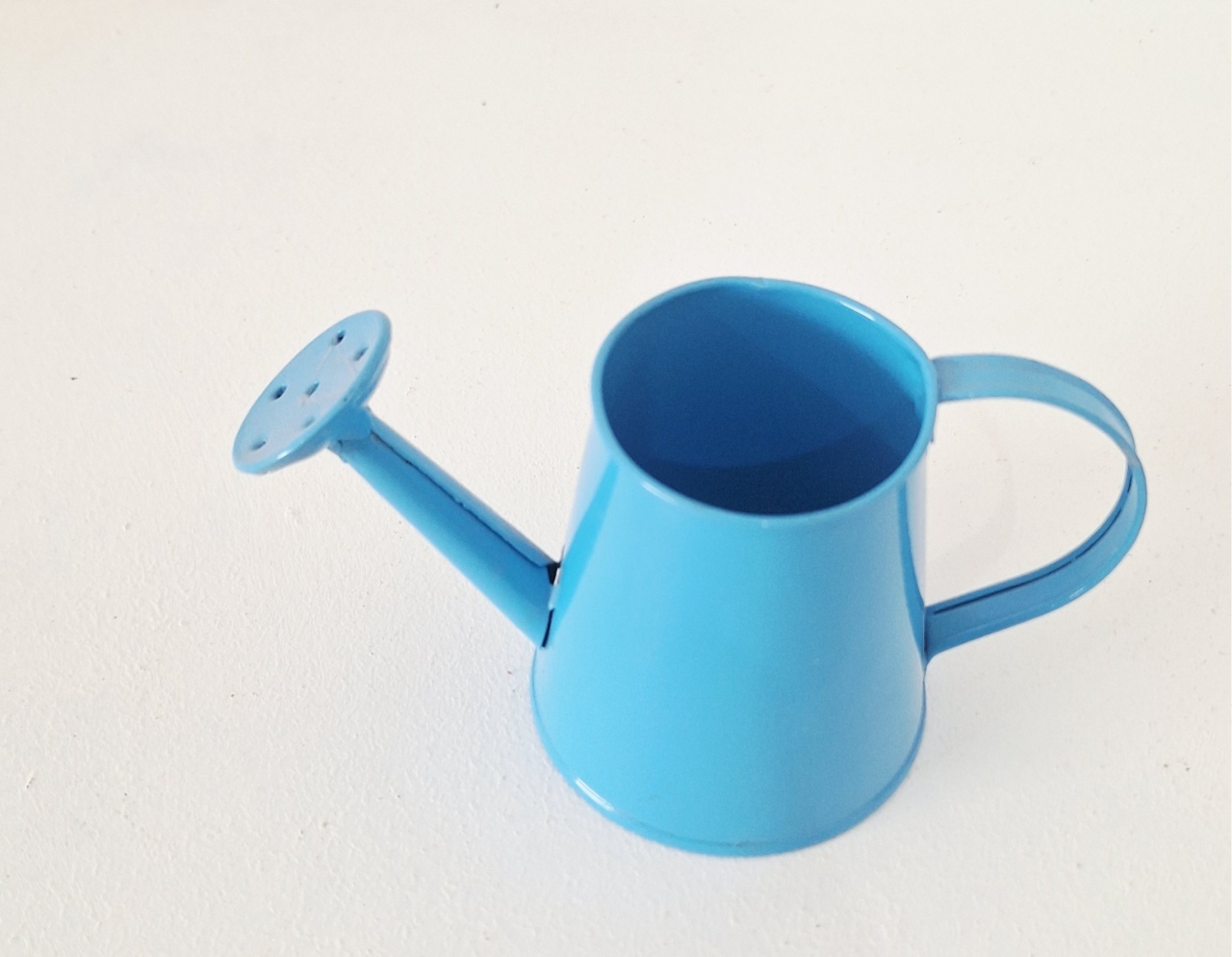 Mini Regador Color - SonikaDecoracaohttps://wa.me/message/Q2BS5PB4ZSIYH1