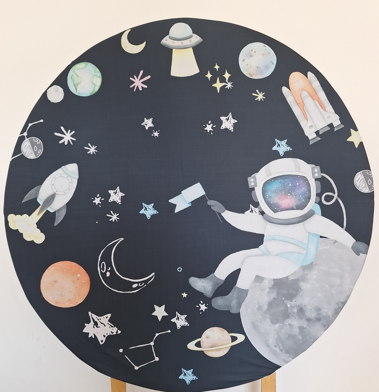 Painel Astronauta - SonikaDecoracaohttps://wa.me/message/Q2BS5PB4ZSIYH1