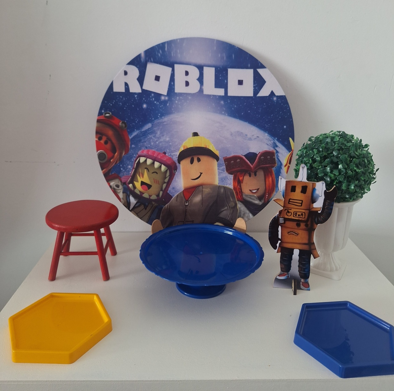 Mini Cenario Roblox - SonikaDecoracaohttps://wa.me/message/Q2BS5PB4ZSIYH1