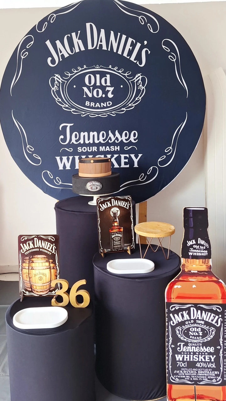Kit Jack Daniels - SonikaDecoracaohttps://wa.me/message/Q2BS5PB4ZSIYH1