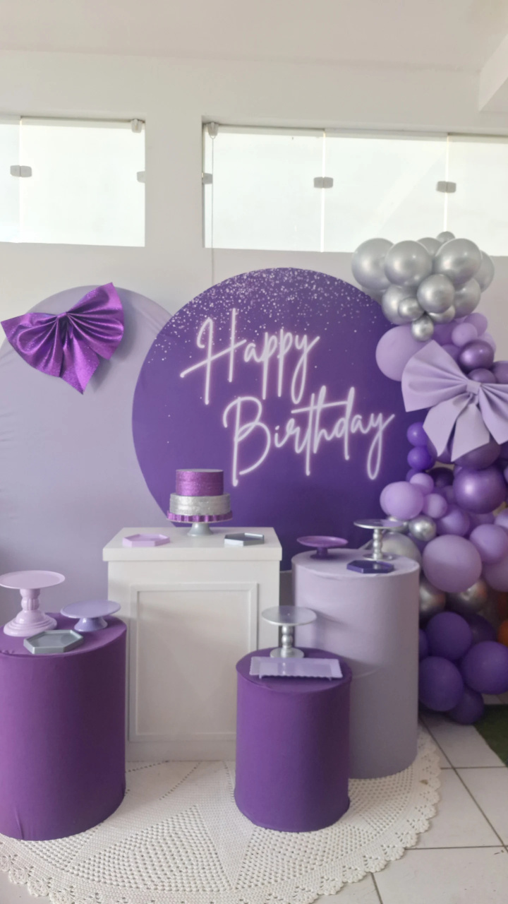 Kit Lilas Com Heppy Bardhey Red - SonikaDecoracaohttps://wa.me/message/Q2BS5PB4ZSIYH1