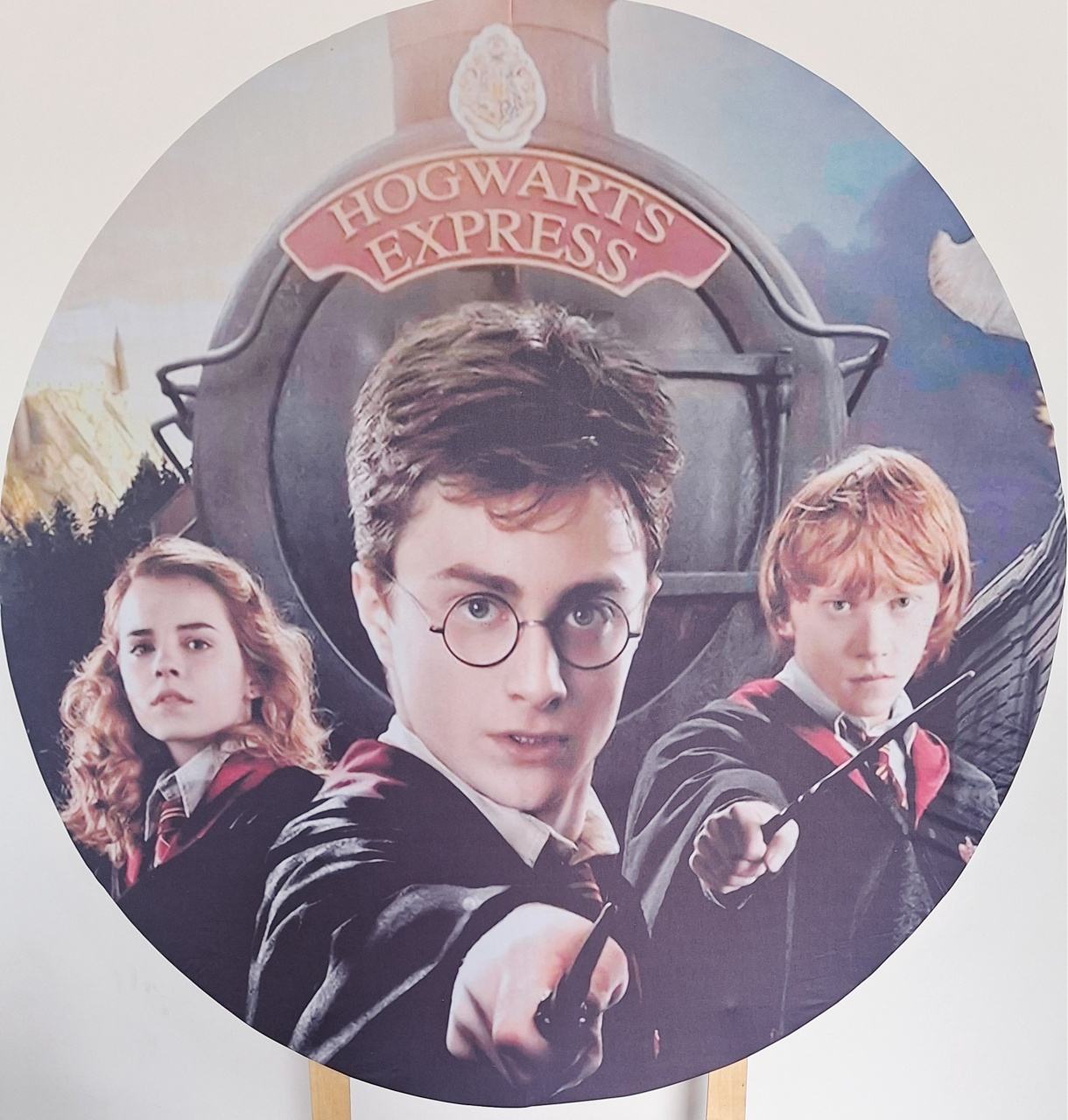 Painel Herry Potter  - SonikaDecoracaohttps://wa.me/message/Q2BS5PB4ZSIYH1