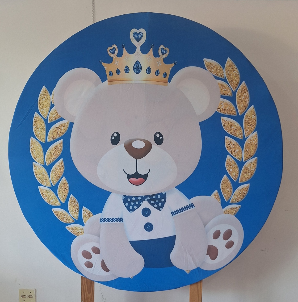 Painel Ursinho Realeza - SonikaDecoracaohttps://wa.me/message/Q2BS5PB4ZSIYH1