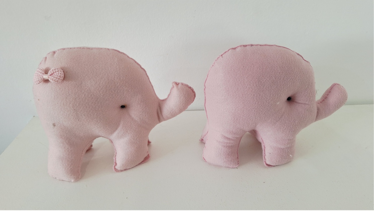 Personagem Elefante Rosa - SonikaDecoracaohttps://wa.me/message/Q2BS5PB4ZSIYH1