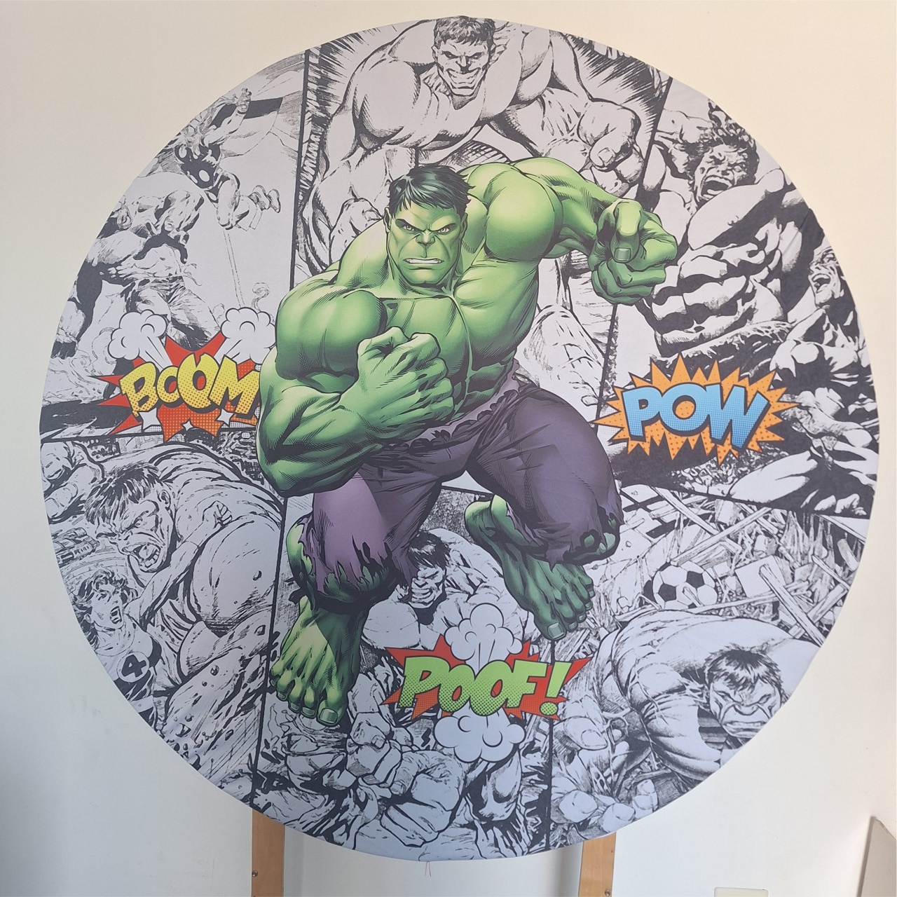 Painel Hulk - SonikaDecoracaohttps://wa.me/message/Q2BS5PB4ZSIYH1