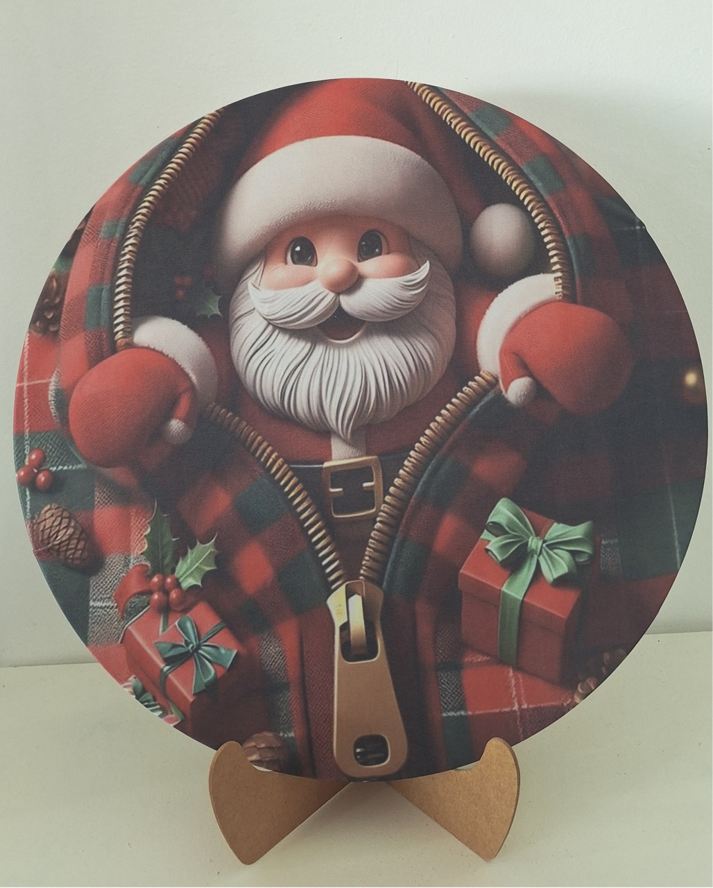 Mini Painel Papai Noel 🎅 - SonikaDecoracaohttps://wa.me/message/Q2BS5PB4ZSIYH1
