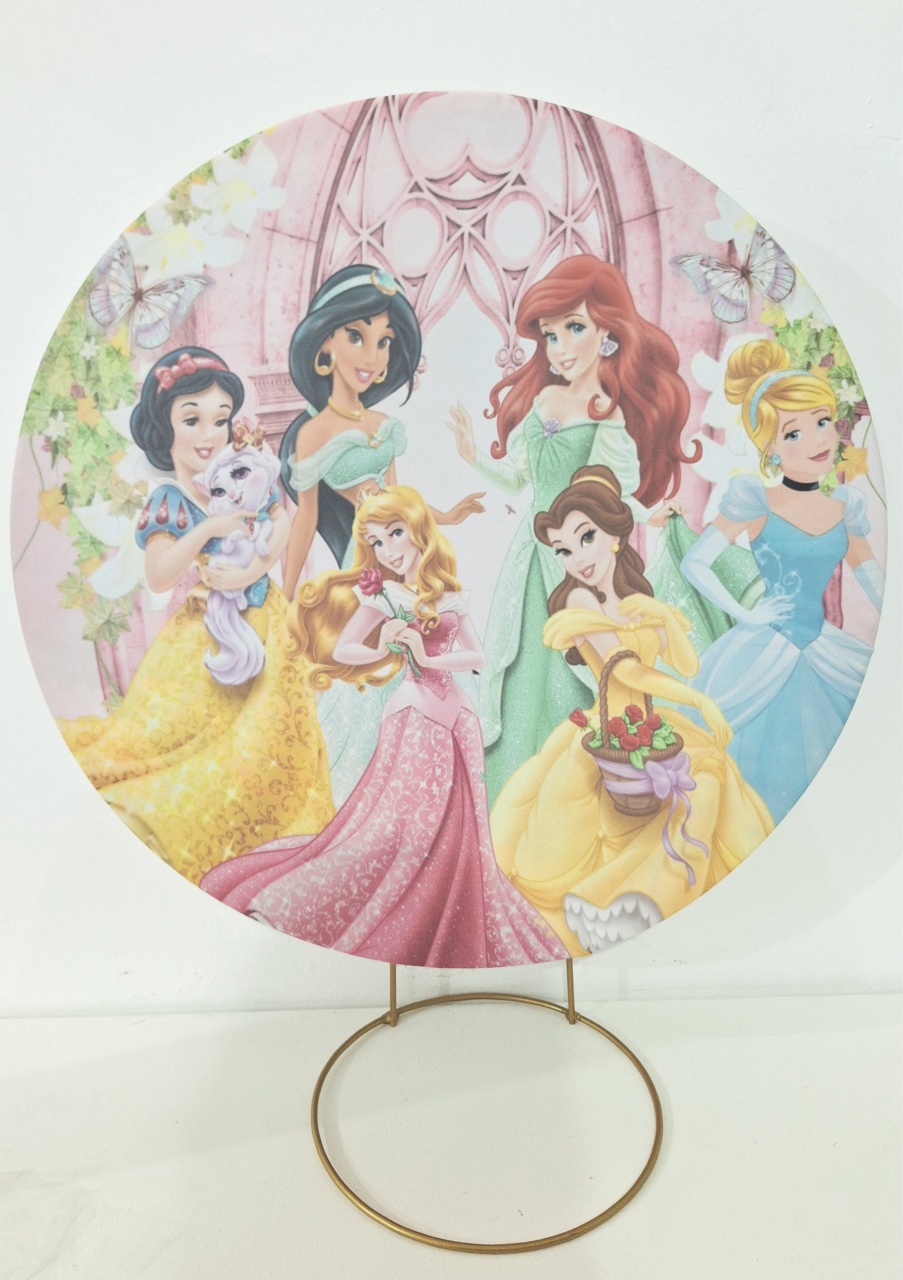 Mini Painel As Princesa - SonikaDecoracaohttps://wa.me/message/Q2BS5PB4ZSIYH1