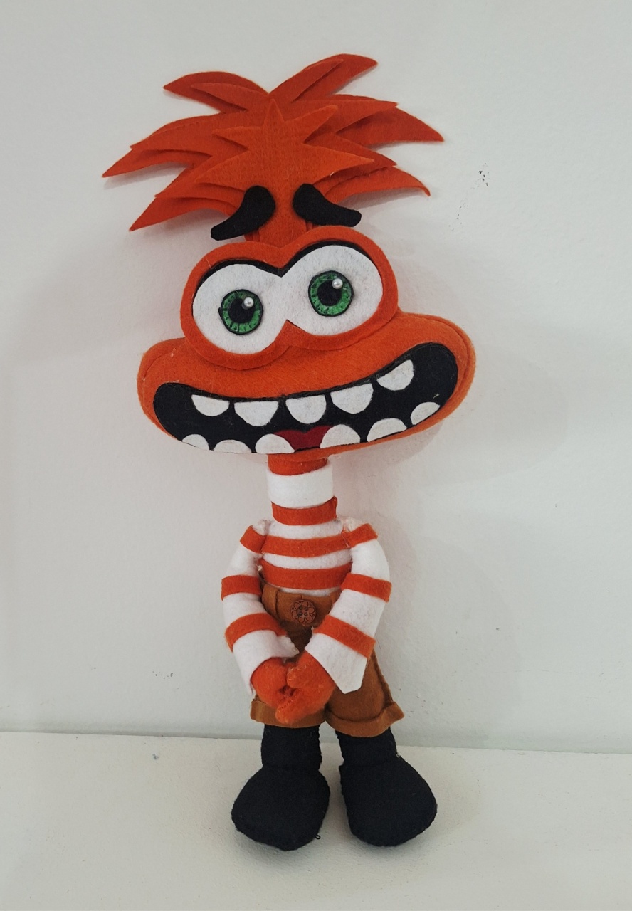Personagem Divertidamente Ansiedade - SonikaDecoracaohttps://wa.me/message/Q2BS5PB4ZSIYH1