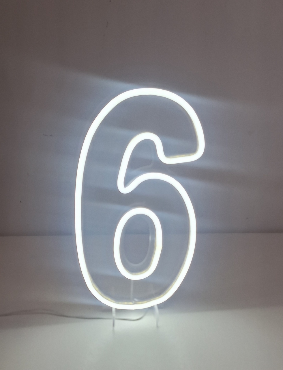  Led Nº6 - 30Cm - SonikaDecoracaohttps://wa.me/message/Q2BS5PB4ZSIYH1