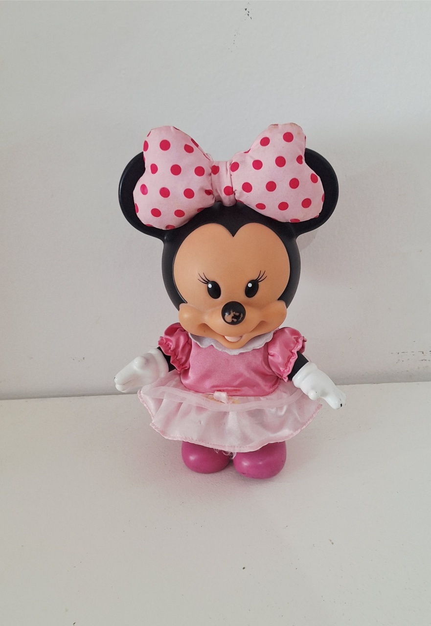 Personagem Minney Rosa Latex - SonikaDecoracaohttps://wa.me/message/Q2BS5PB4ZSIYH1