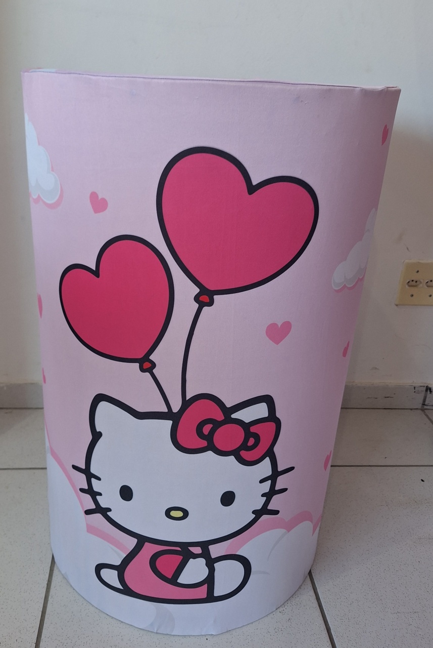 Capa Cilindro Hello Kity - SonikaDecoracaohttps://wa.me/message/Q2BS5PB4ZSIYH1