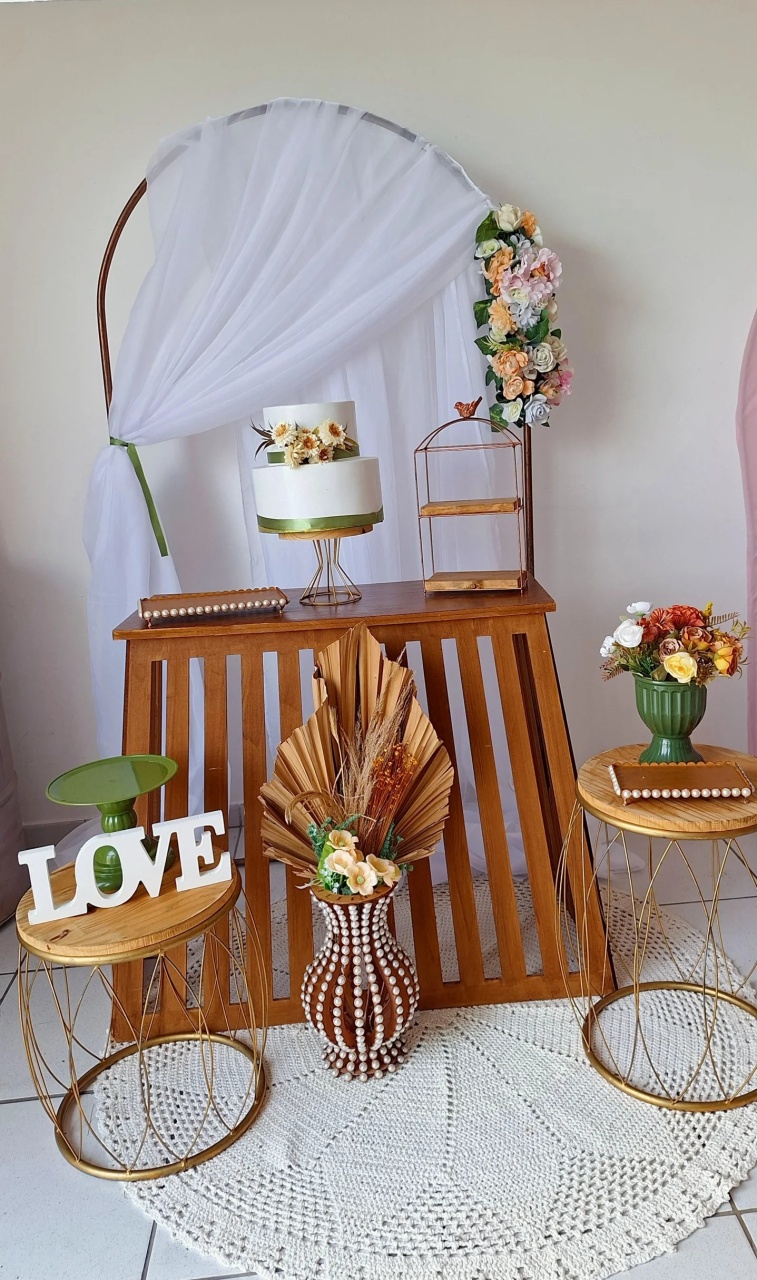 Casamento Romano E Vual  - SonikaDecoracaohttps://wa.me/message/Q2BS5PB4ZSIYH1