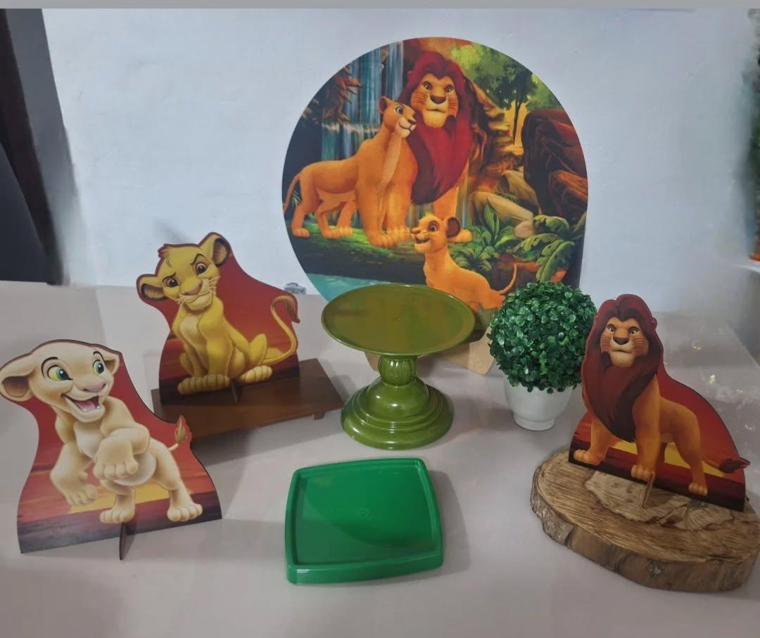 Kit Mini Cenario Rei Leão - SonikaDecoracaohttps://wa.me/message/Q2BS5PB4ZSIYH1