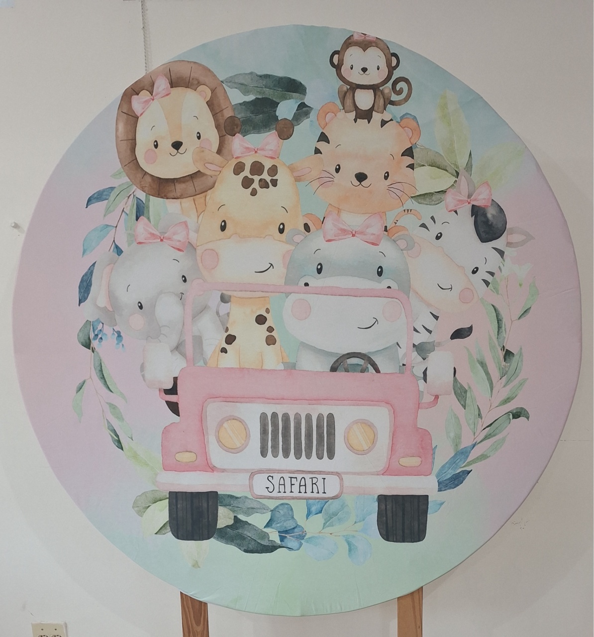 Painel Safary Rosa - SonikaDecoracaohttps://wa.me/message/Q2BS5PB4ZSIYH1