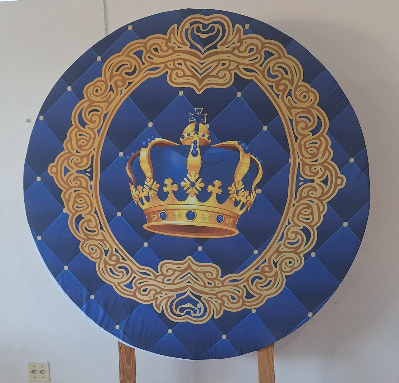 Painel Coria Realeza - SonikaDecoracaohttps://wa.me/message/Q2BS5PB4ZSIYH1