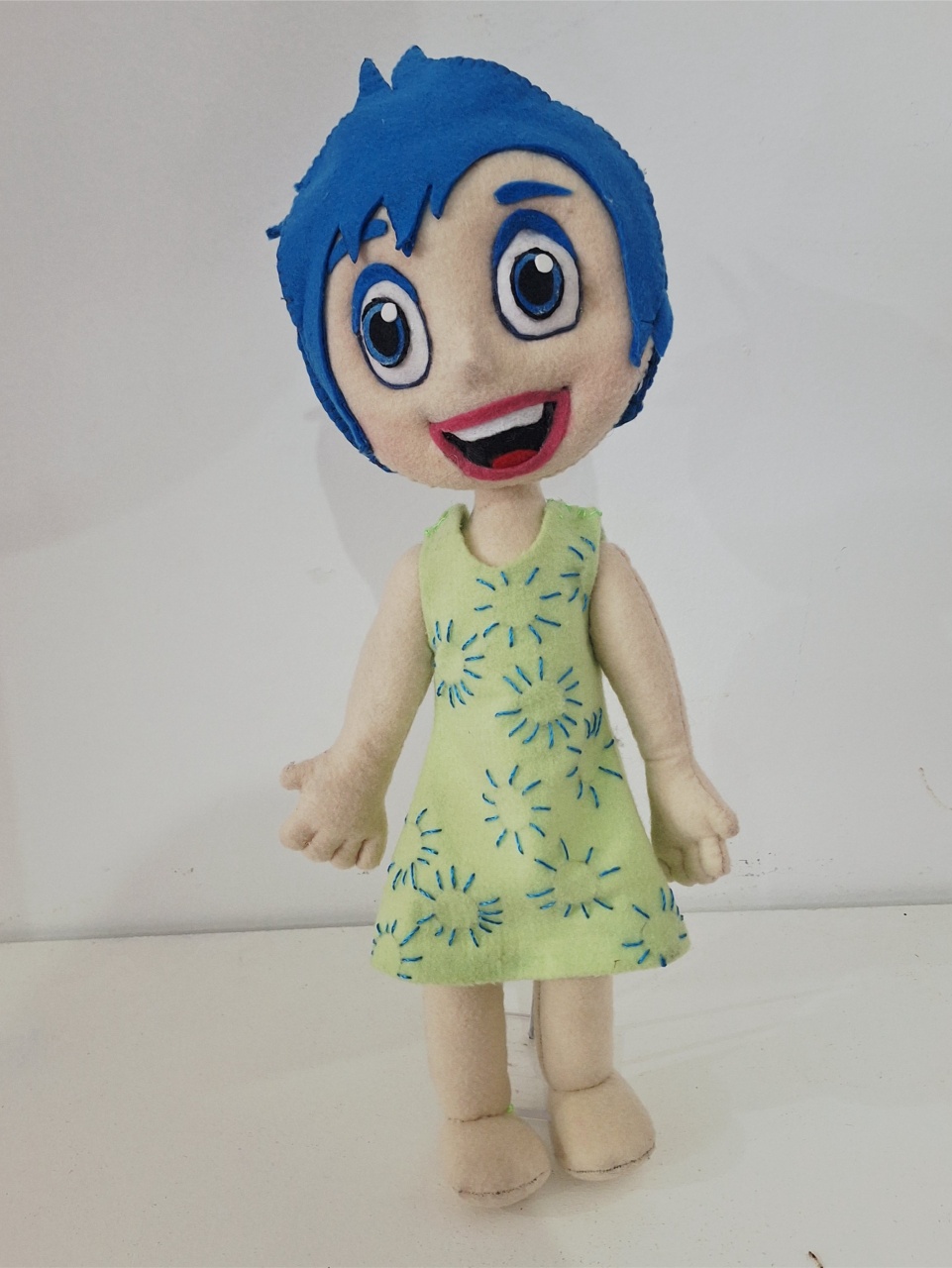 Personagem Divertidamente Felicidade - SonikaDecoracaohttps://wa.me/message/Q2BS5PB4ZSIYH1