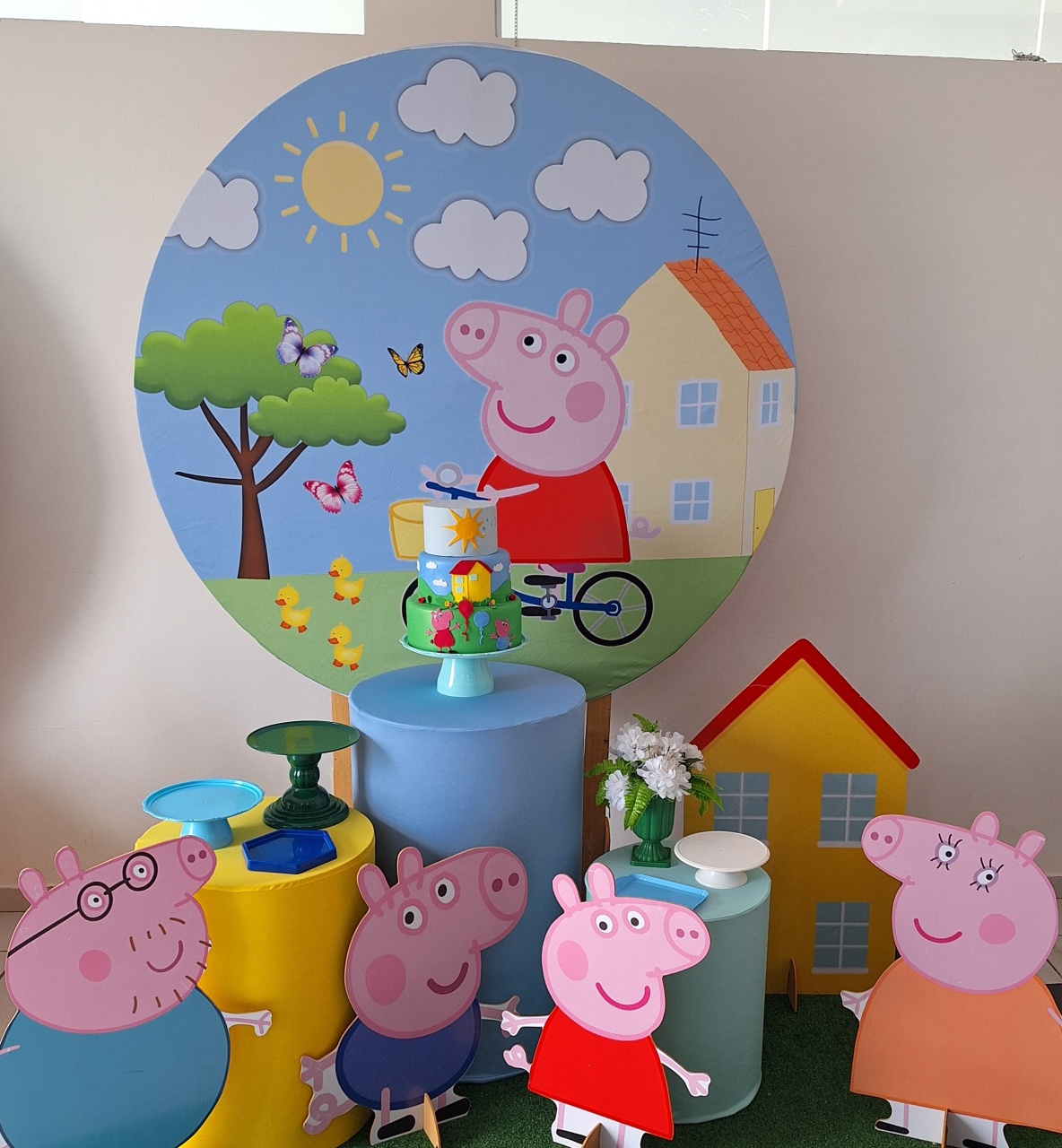 Peppa Pig - SonikaDecoracaohttps://wa.me/message/Q2BS5PB4ZSIYH1