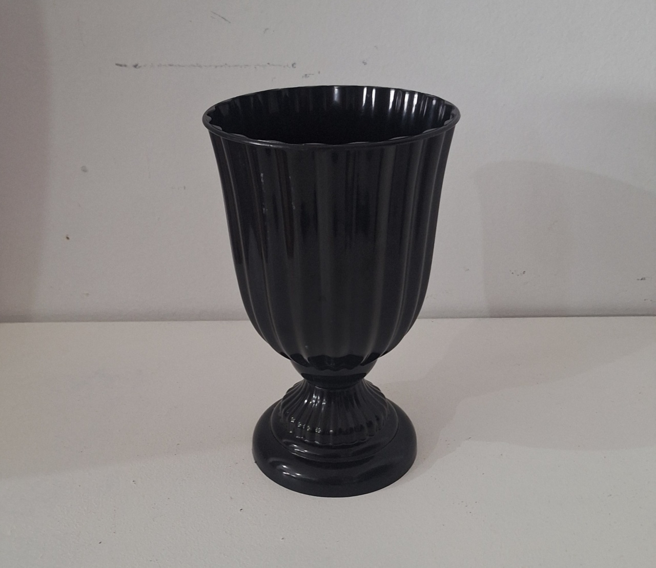 Vaso Dubay Preto  - SonikaDecoracaohttps://wa.me/message/Q2BS5PB4ZSIYH1