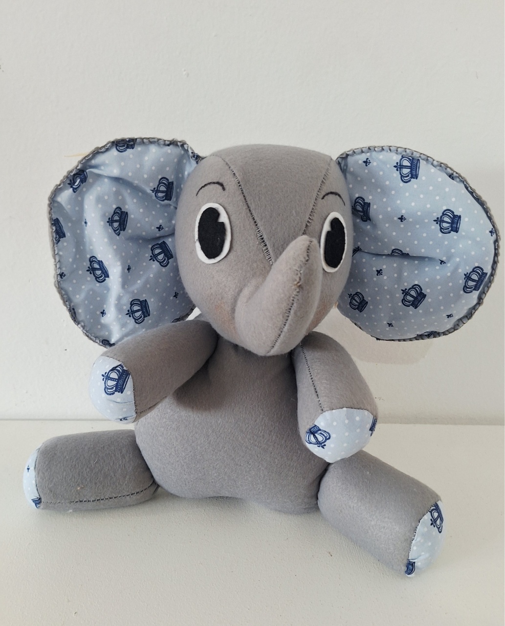 Personagem Elefante Cinza Azul - SonikaDecoracaohttps://wa.me/message/Q2BS5PB4ZSIYH1