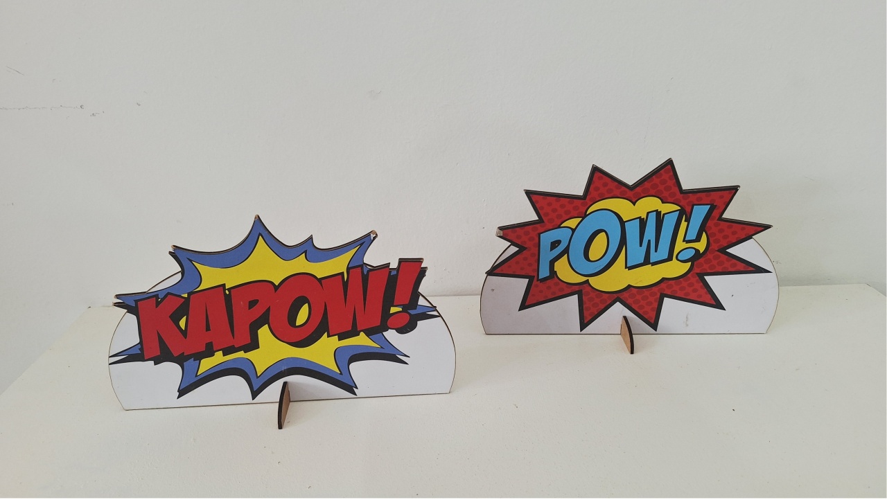 Display Kapow,Pow - SonikaDecoracaohttps://wa.me/message/Q2BS5PB4ZSIYH1