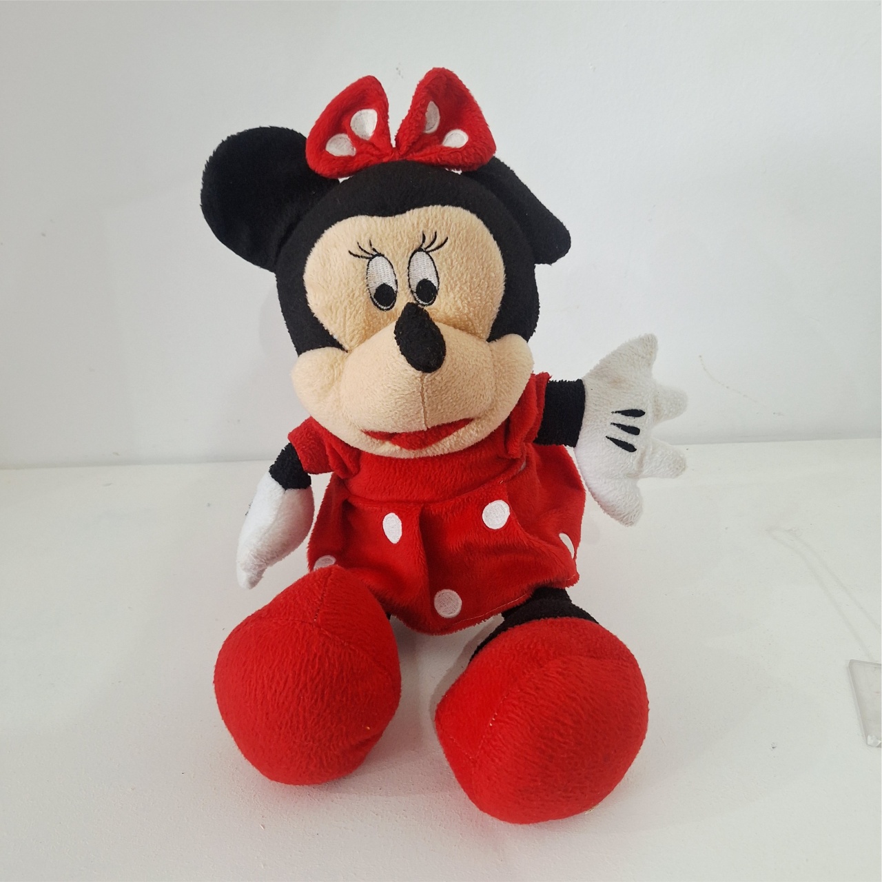 Pelucia Minney Vermelha - SonikaDecoracaohttps://wa.me/message/Q2BS5PB4ZSIYH1