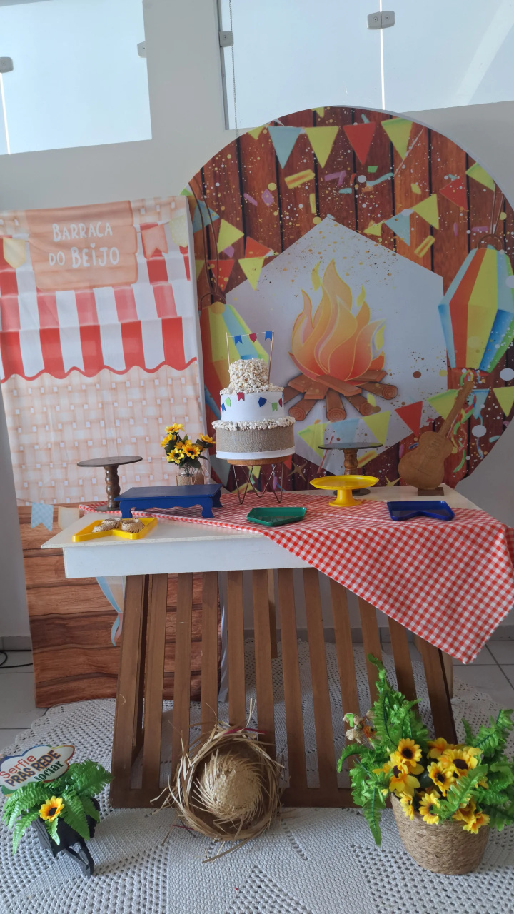 Kit Festa Junina Fogueira Ba - SonikaDecoracaohttps://wa.me/message/Q2BS5PB4ZSIYH1