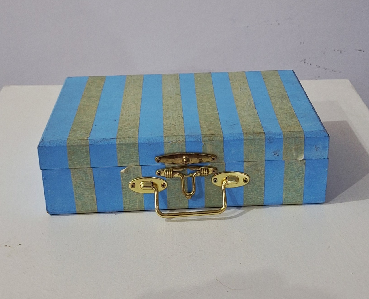 Maleta Azul  - SonikaDecoracaohttps://wa.me/message/Q2BS5PB4ZSIYH1