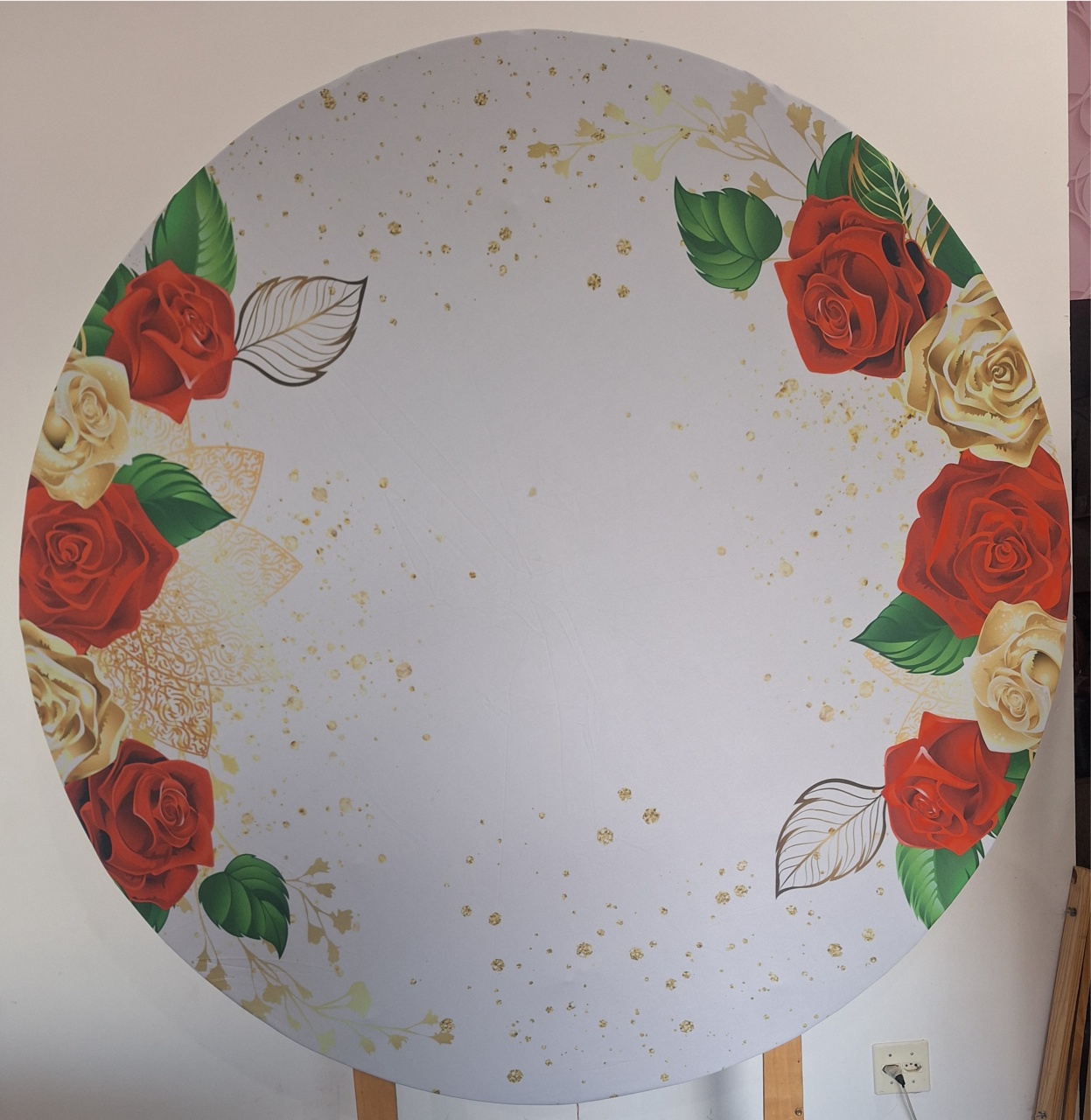 Painel Floral Vermelho - SonikaDecoracaohttps://wa.me/message/Q2BS5PB4ZSIYH1