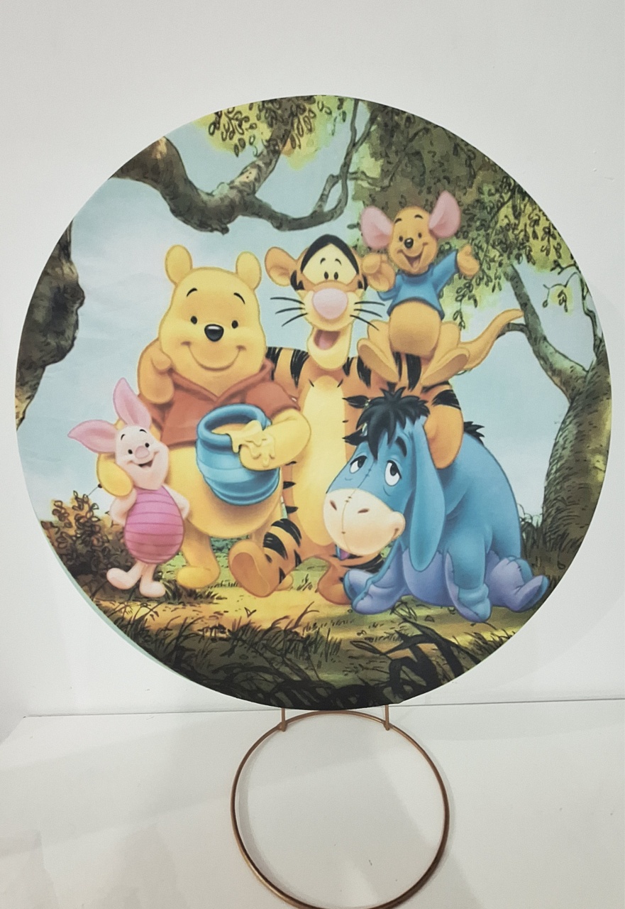 Mini Painel Ursinho Pooh - SonikaDecoracaohttps://wa.me/message/Q2BS5PB4ZSIYH1