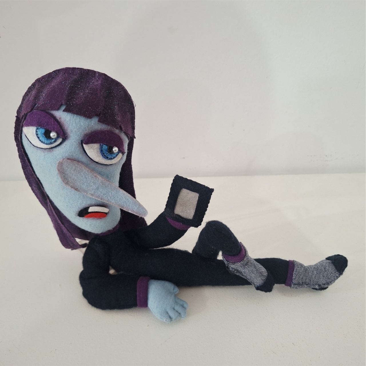 Personagem Divertidamente Tedio - SonikaDecoracaohttps://wa.me/message/Q2BS5PB4ZSIYH1