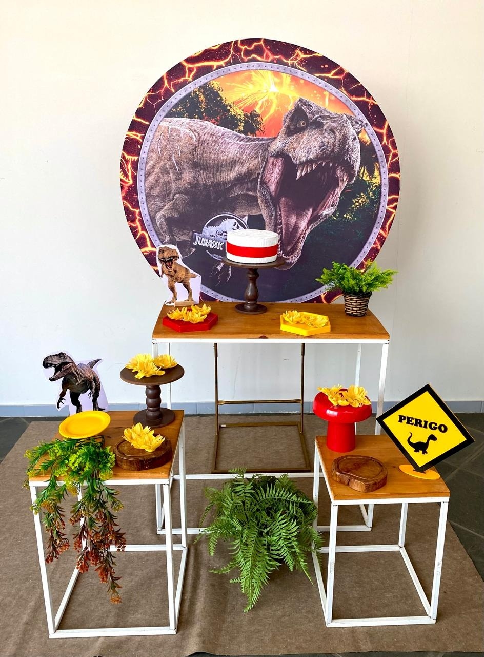 Kit Infantil Mini Cenário Dino Adulto - Loja Lepetit Locação