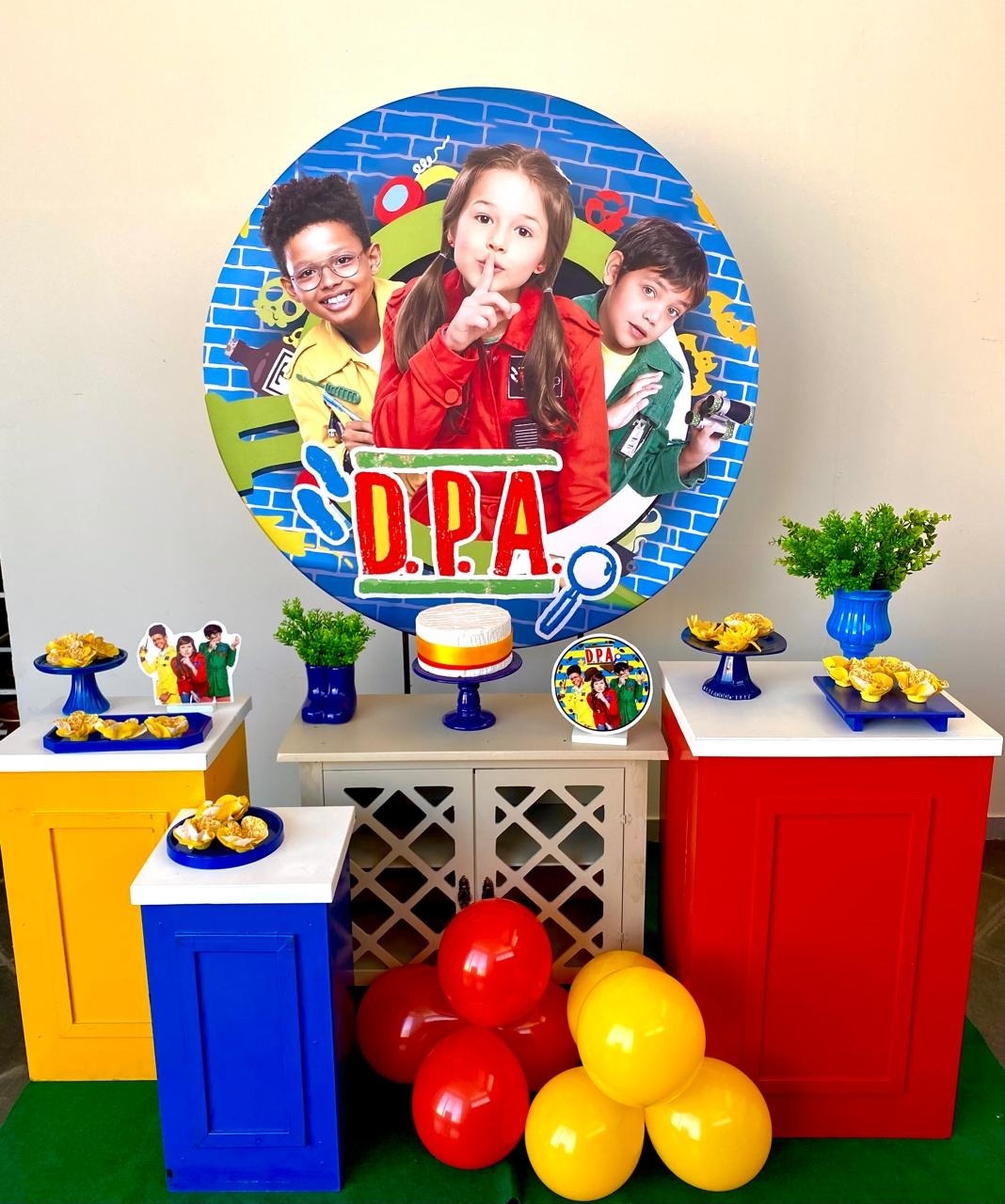 Kit Infantil Mini Party Detetive Do Prédio Azul  - Loja Lepetit Locação