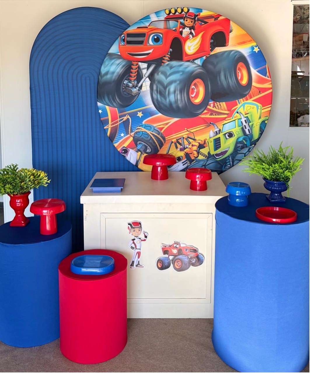 Kit Infantil Party Blase E Os Monstermachine - Loja Lepetit Locação