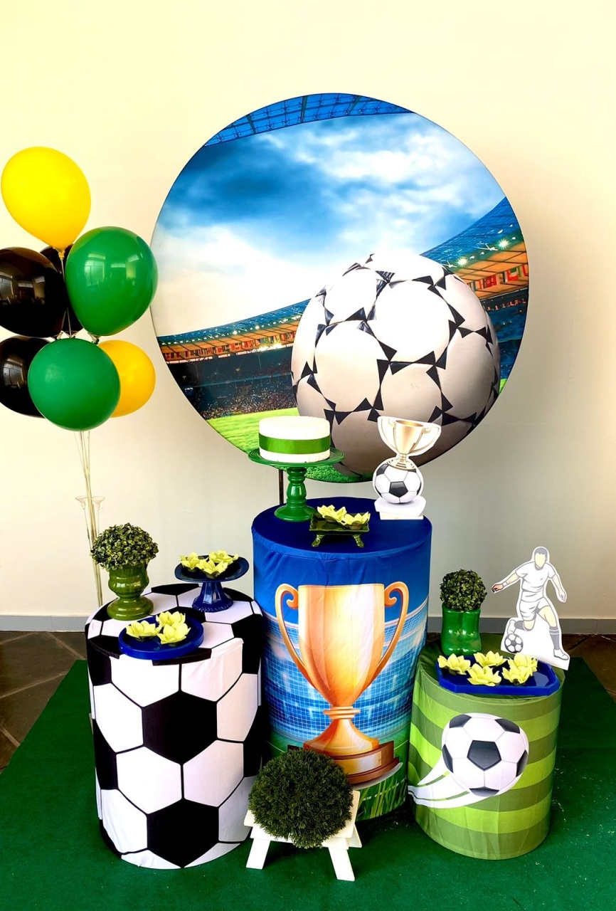 Kit Infantil Mini Cenário Futebol  - Loja Lepetit Locação
