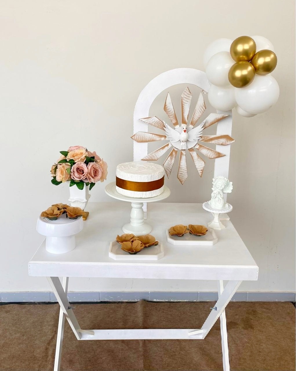 Kit Festa Na Mesa Primeira Eucaristia  - Loja Lepetit Locação
