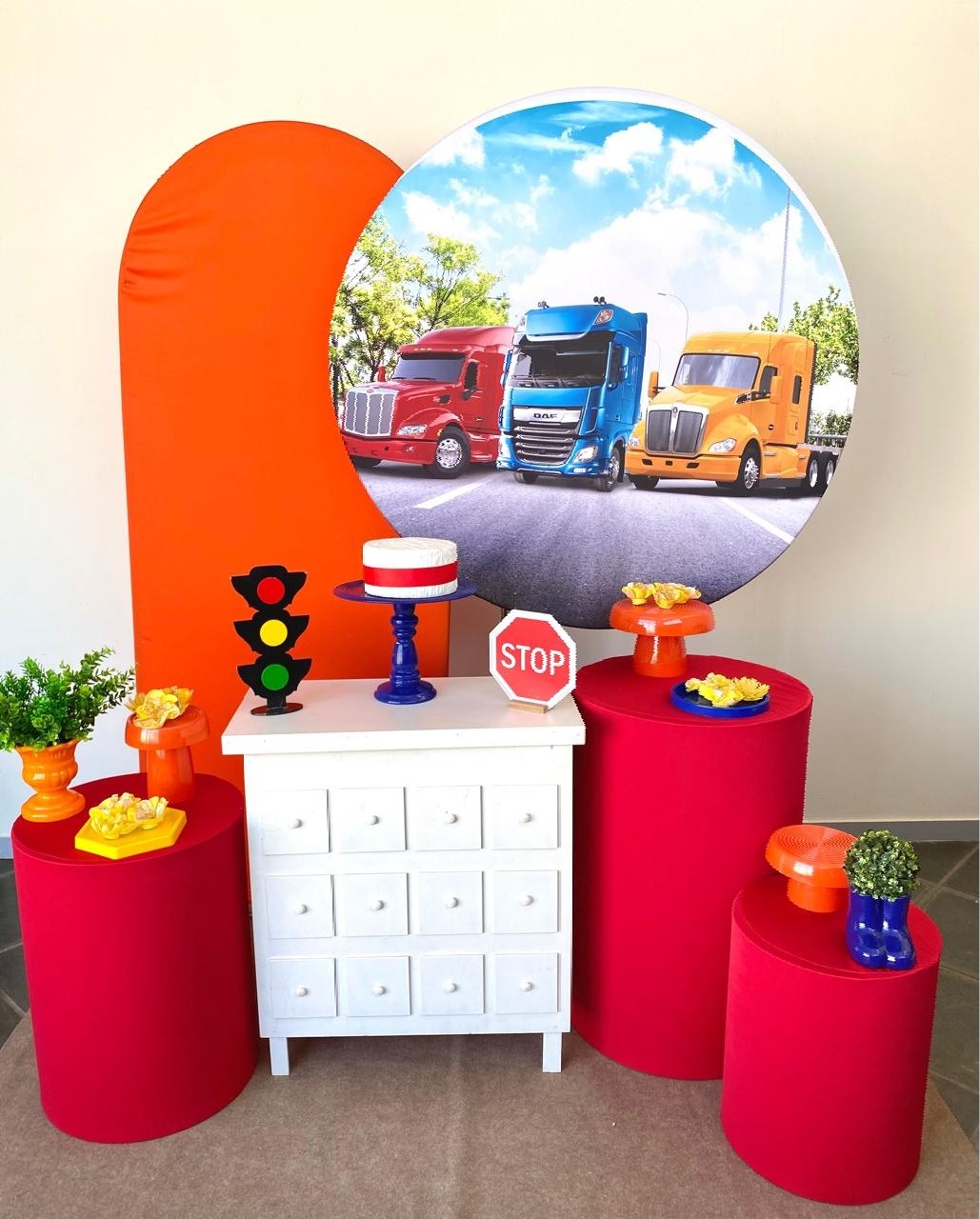 Kit Infantil Mini Cenário P Caminhão  - Loja Lepetit Locação