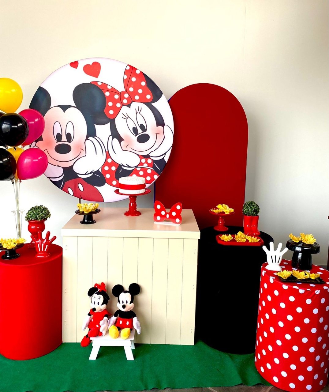 Kit Infantil Party  Minnie E Mickey   - Loja Lepetit Locação