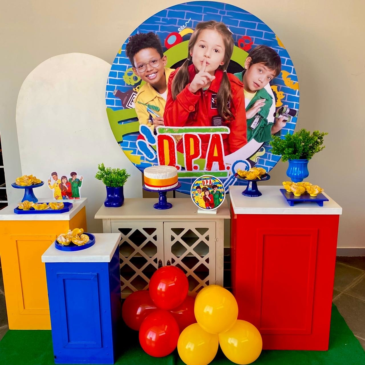 Kit Infantil Mini Party P Detetive Do Prédio Azul  - Loja Lepetit Locação